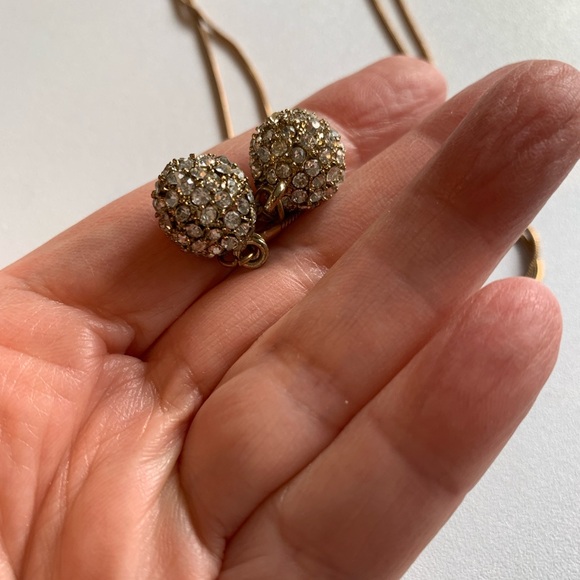 Vintage Elegant Gold Tone Lauriet Style Necklace with Rhinestone Ball Accents - Picture 4 of 8